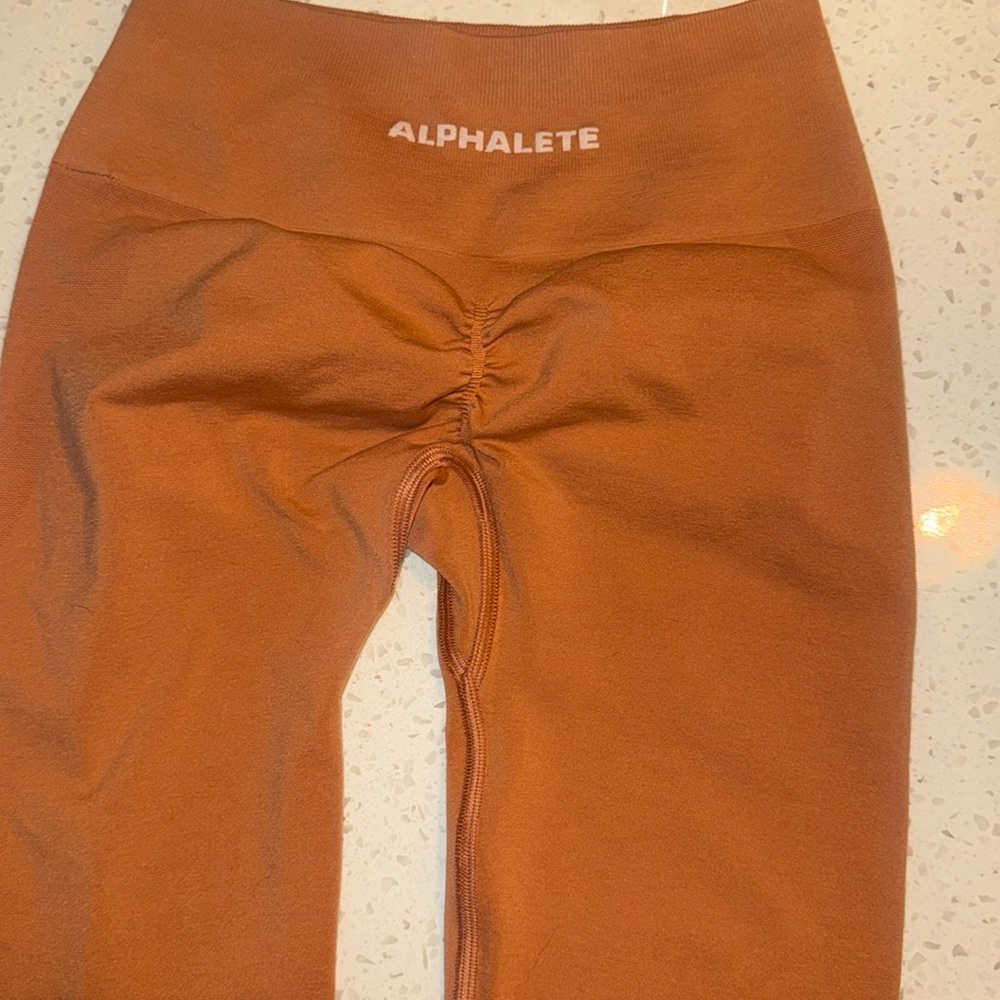 Alphalete Amplify leggings / mandarin orange / size small / perfect condition